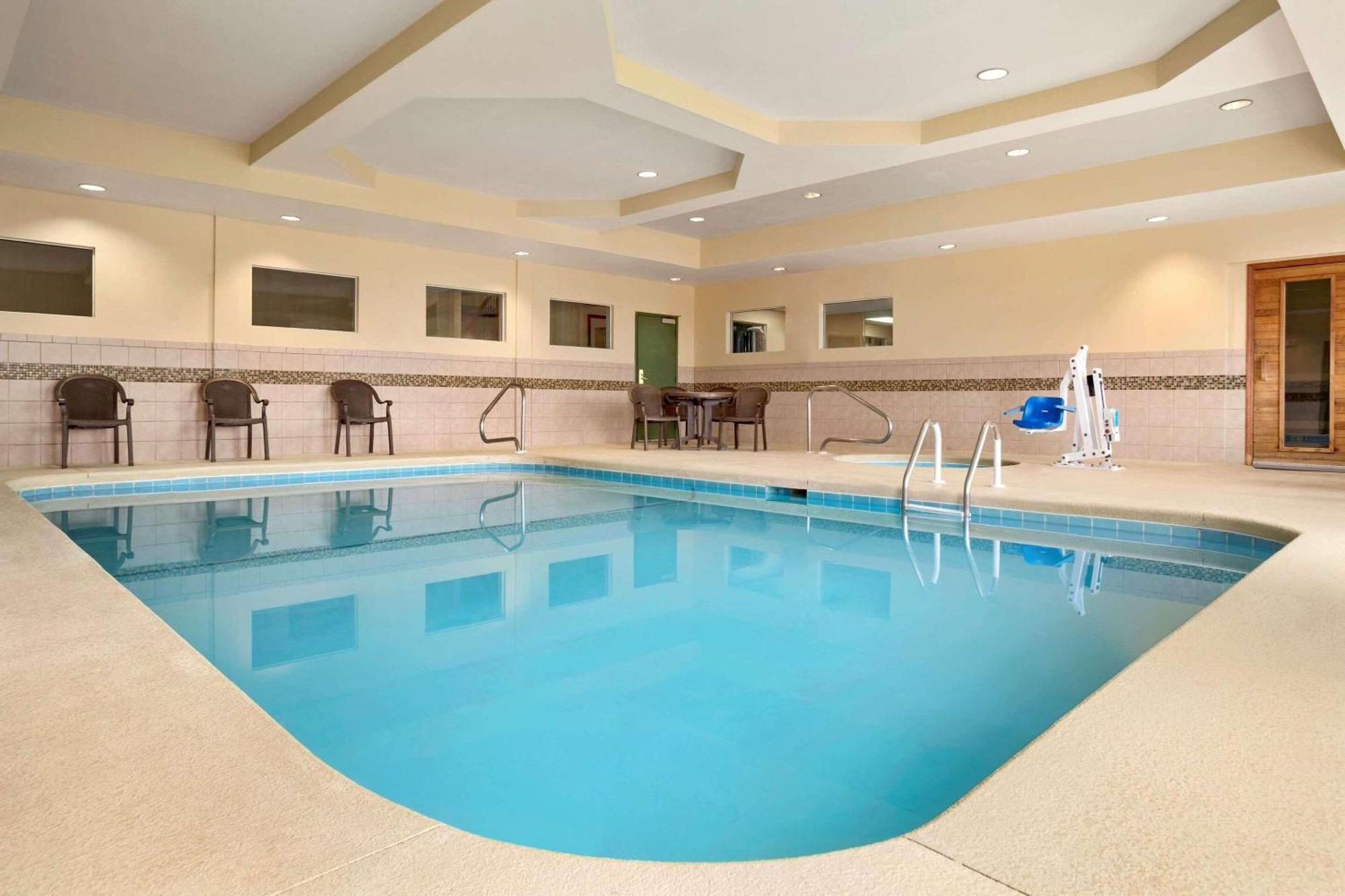 Country Inn & Suites By Radisson, Albany, Ga Dış mekan fotoğraf